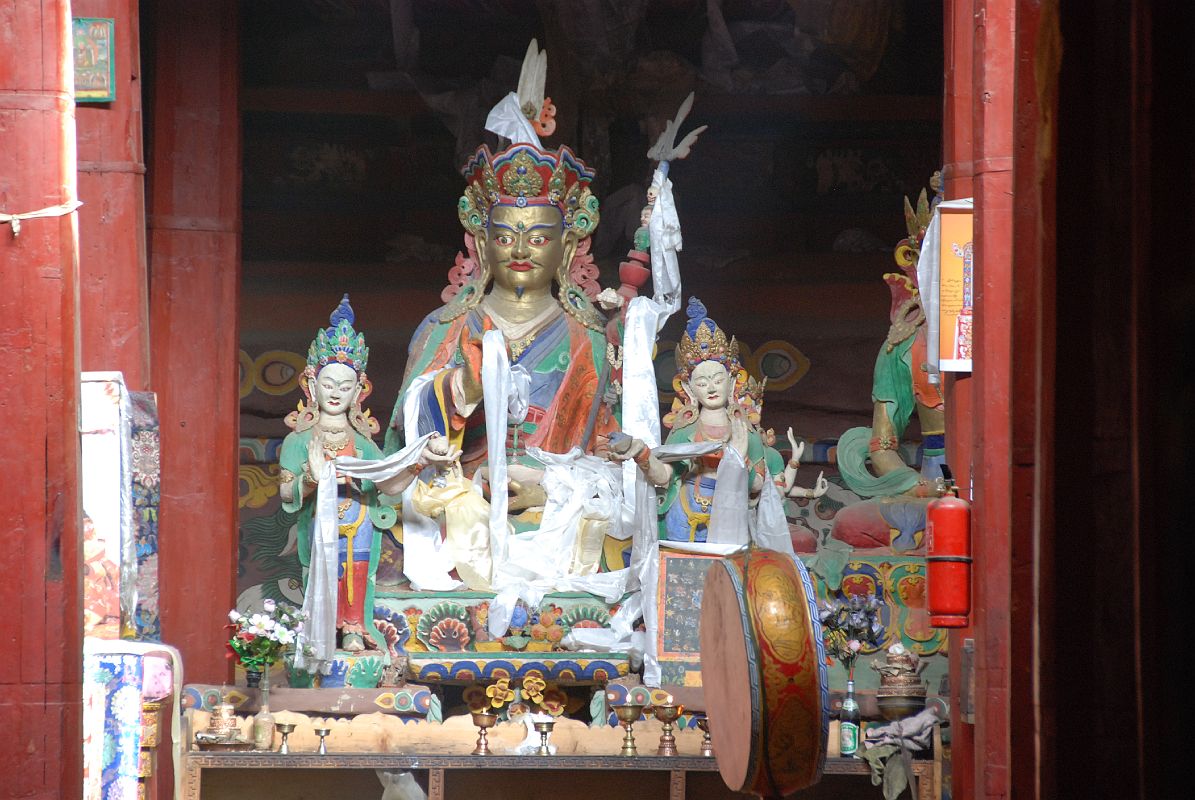 Lo Manthang Thubchen 05-2 Main Assembly Hall Guru Rinpoche Padmasambhava Statue